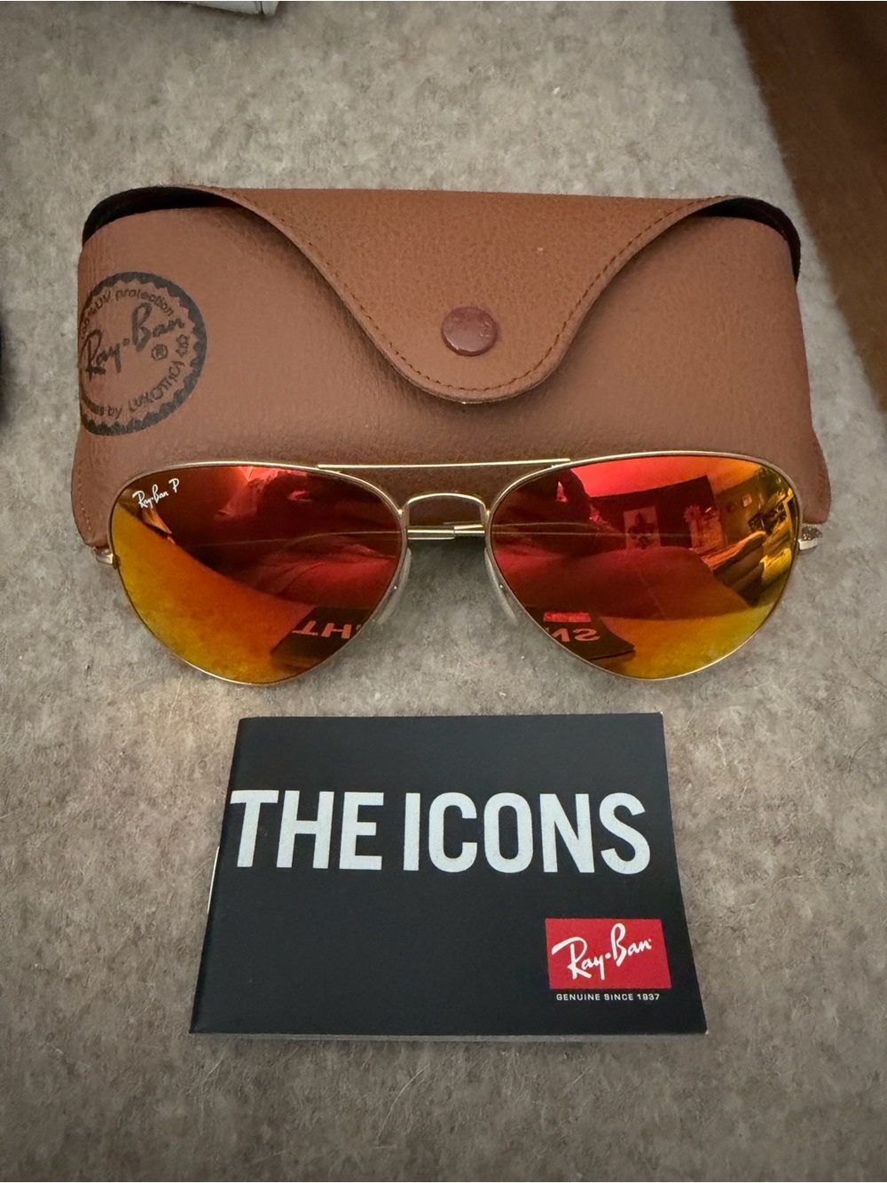 Ray-Ban Aviator Sunglasses with Gold Frame and Red-Orange Mirror Lenses